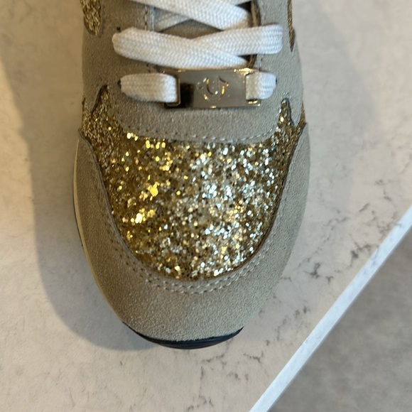 True Religion tan and gold sequin sneakers size 6 - Picture 6 of 7